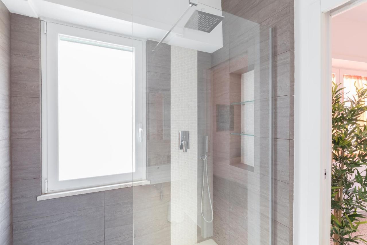 Amoretti Apartment, 6 Persone, 3 Camere, 2 Bagni, Balcone, Wi-Fi, Metro B Monti Tiburtini Рим Экстерьер фото