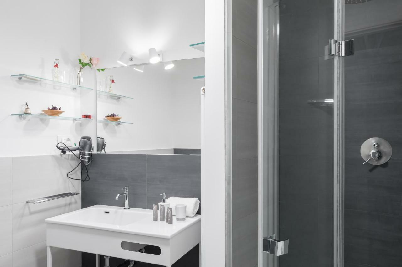 Amoretti Apartment, 6 Persone, 3 Camere, 2 Bagni, Balcone, Wi-Fi, Metro B Monti Tiburtini Рим Экстерьер фото